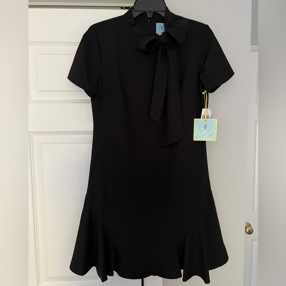 BLACK DRESS!